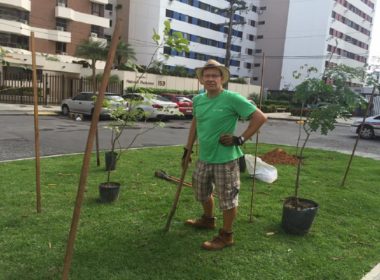 Mário Amici criou uma ONG que planta árvores