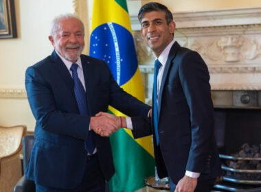 O acordo foi fechado durante a visita do líder brasileiro ao primeiro-ministro Rishi Sunak, na véspera da coroação do rei Charles III em Londres.